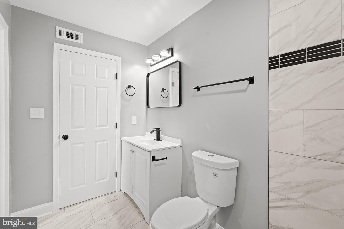 3417 Forestville Place photo 21