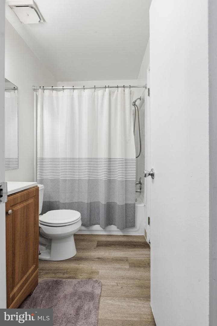 14606 London Lane photo 15