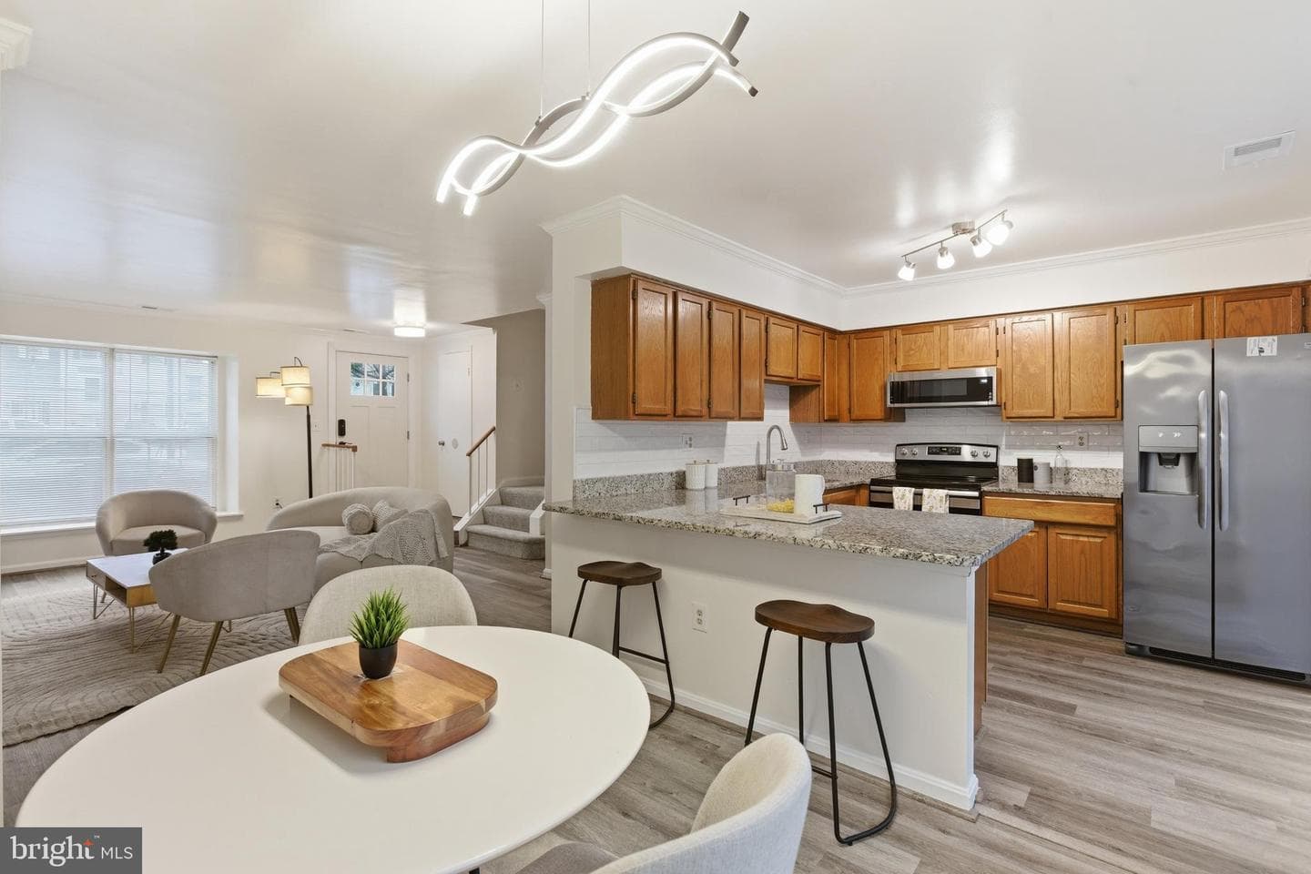14606 London Lane photo 6