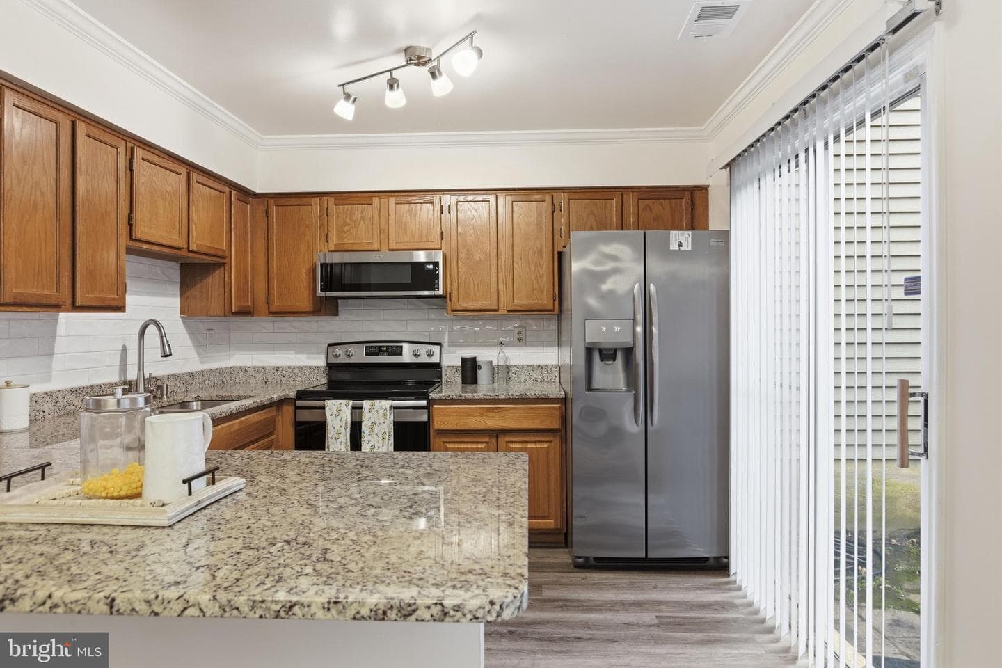14606 London Lane photo 7
