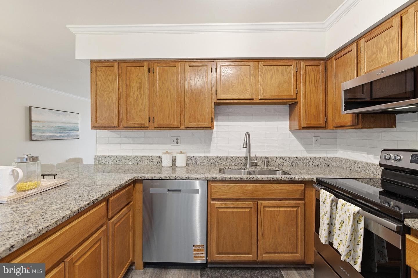 14606 London Lane photo 9