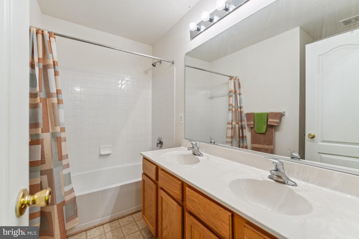 10103 Rolling Green Way photo 30