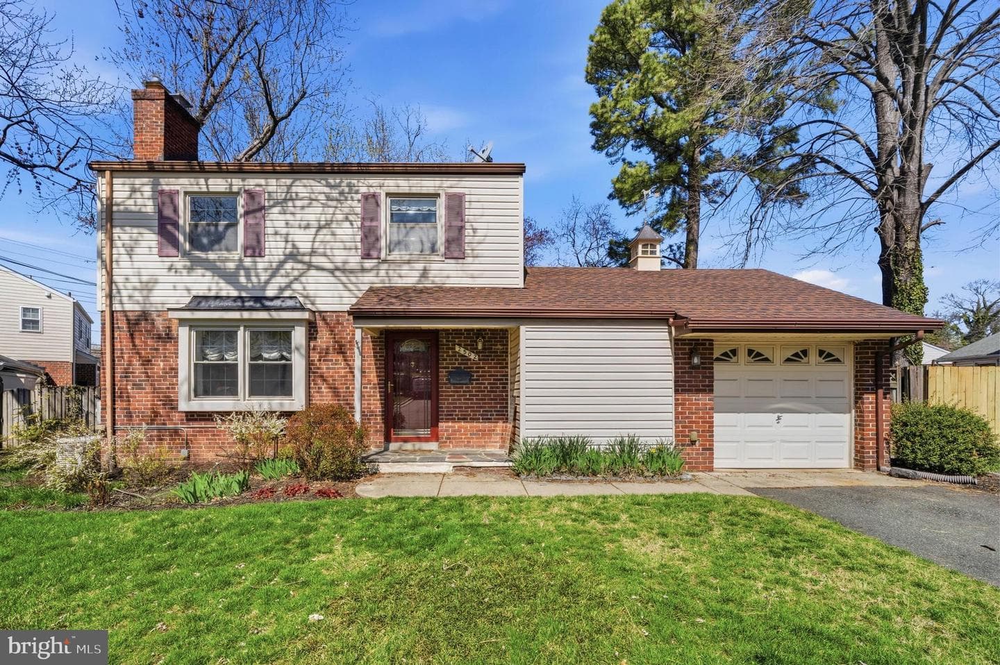 2502 Hughes Road