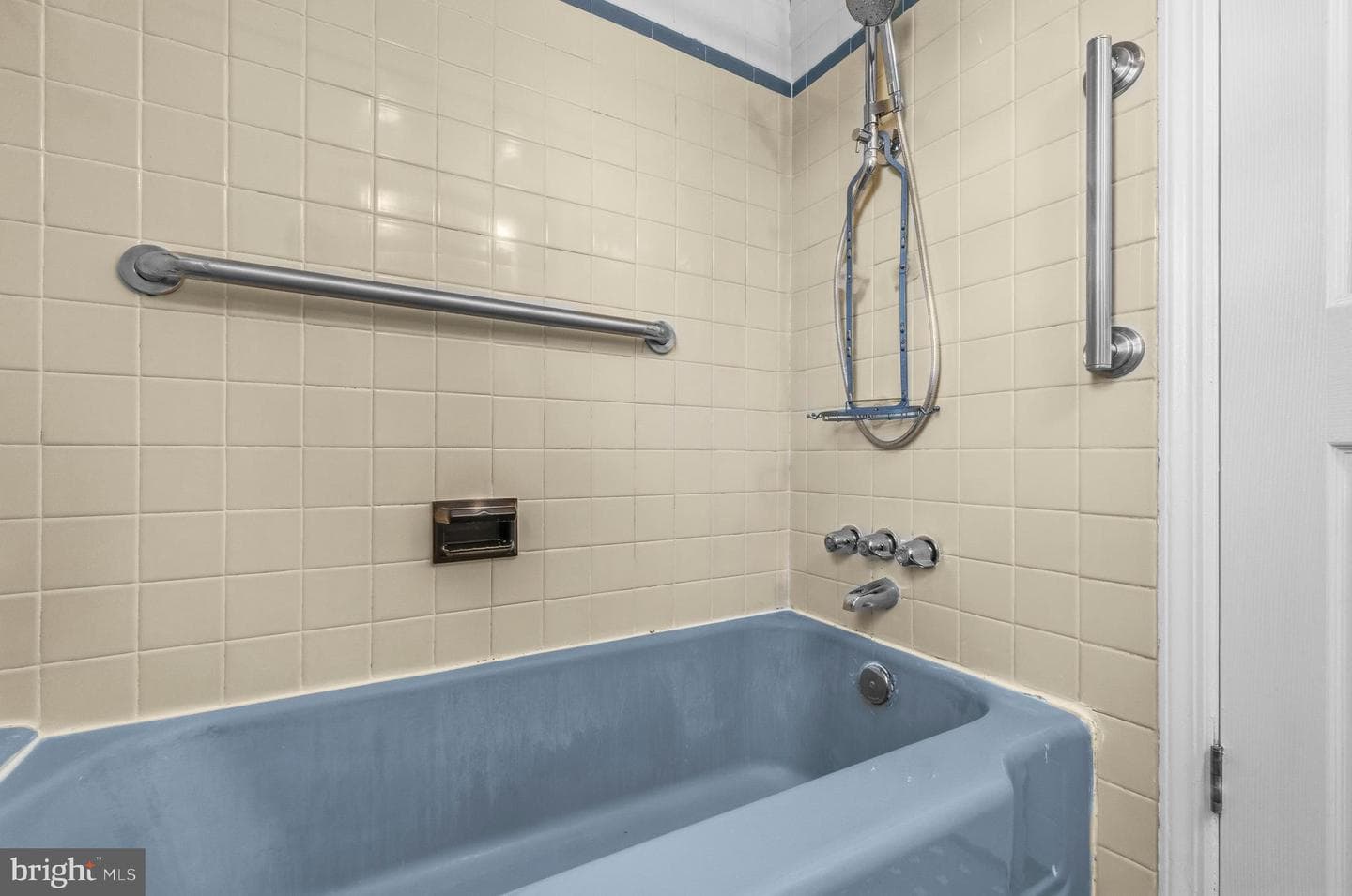 2502 Hughes Road photo 21