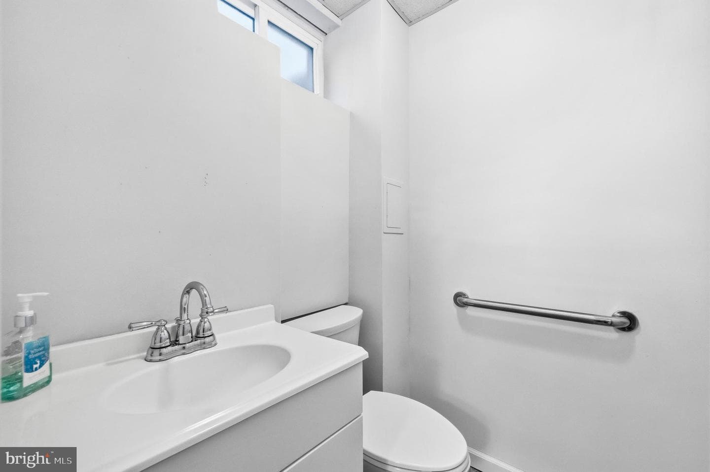 2502 Hughes Road photo 28