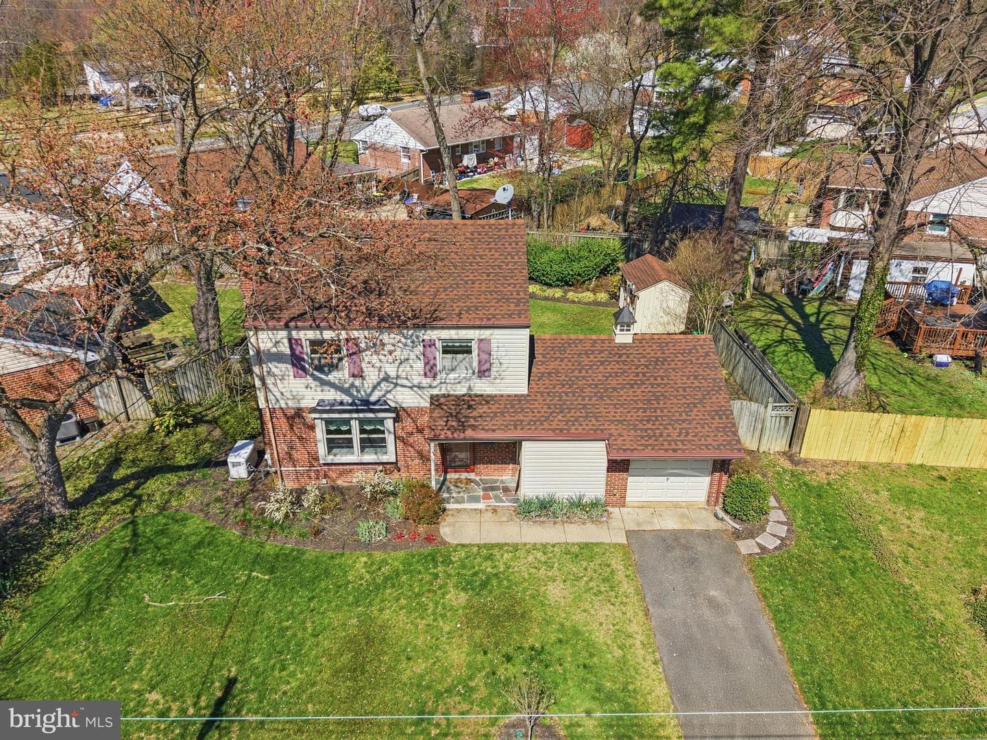 2502 Hughes Road photo 4