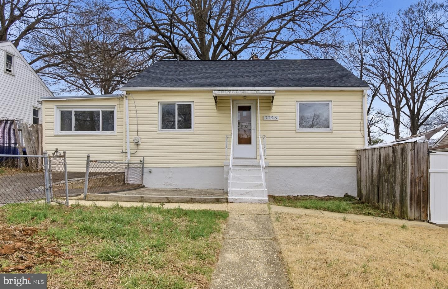 7726 Emerson Road photo 3