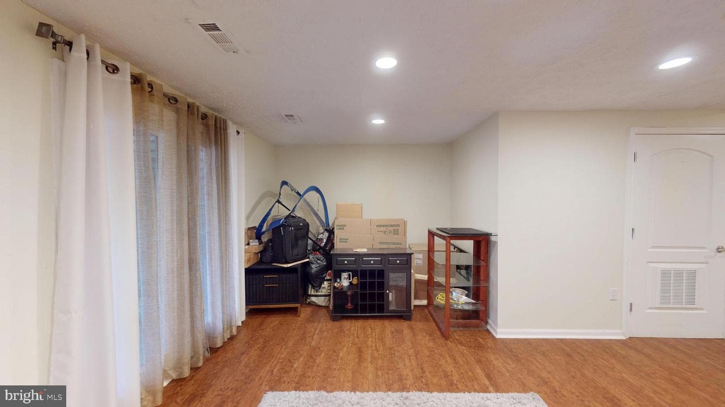 14516 Mayfair Drive photo 36