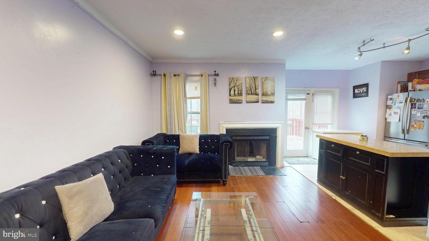 14516 Mayfair Drive photo 8