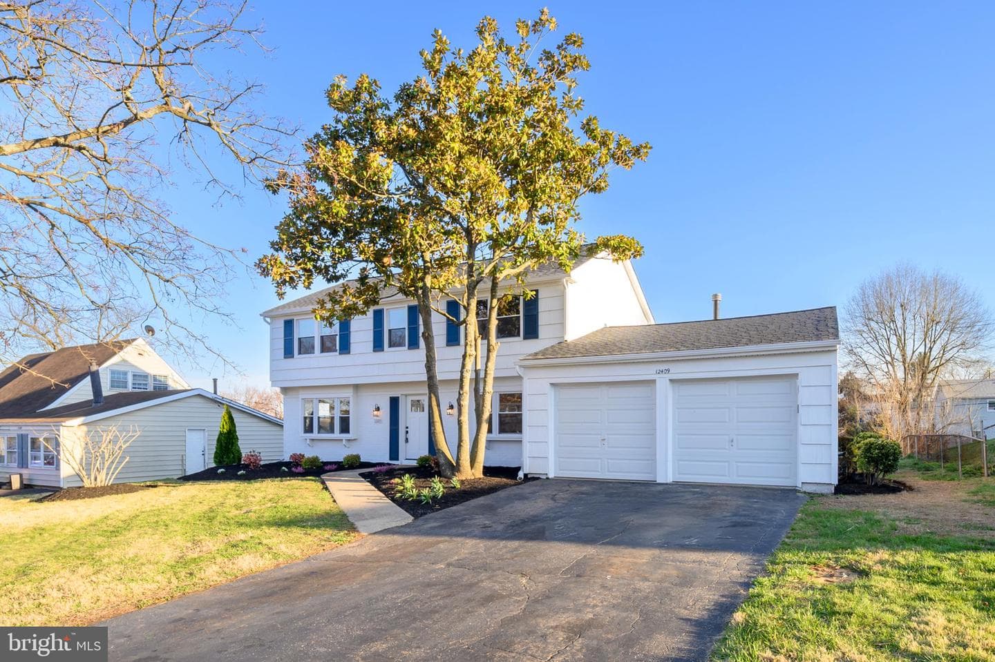 12409 Chalford Lane photo 2