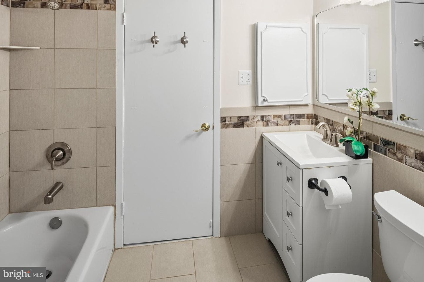 12409 Chalford Lane photo 24