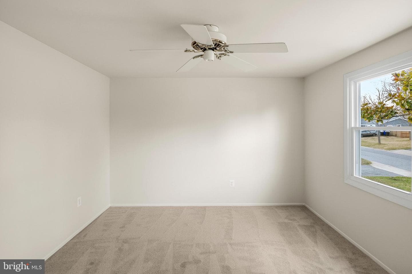 12409 Chalford Lane photo 35