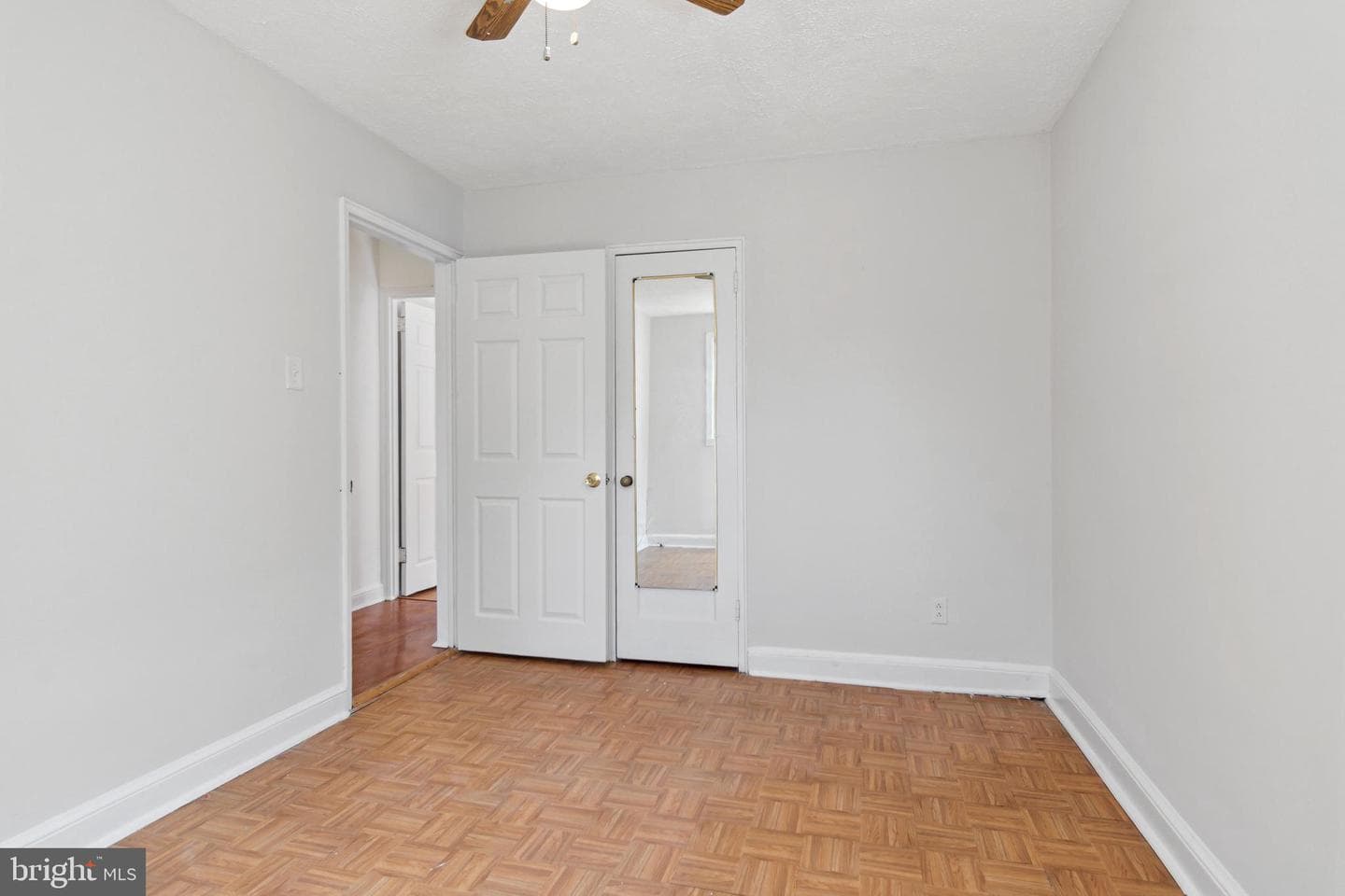 4704 68th Place photo 17
