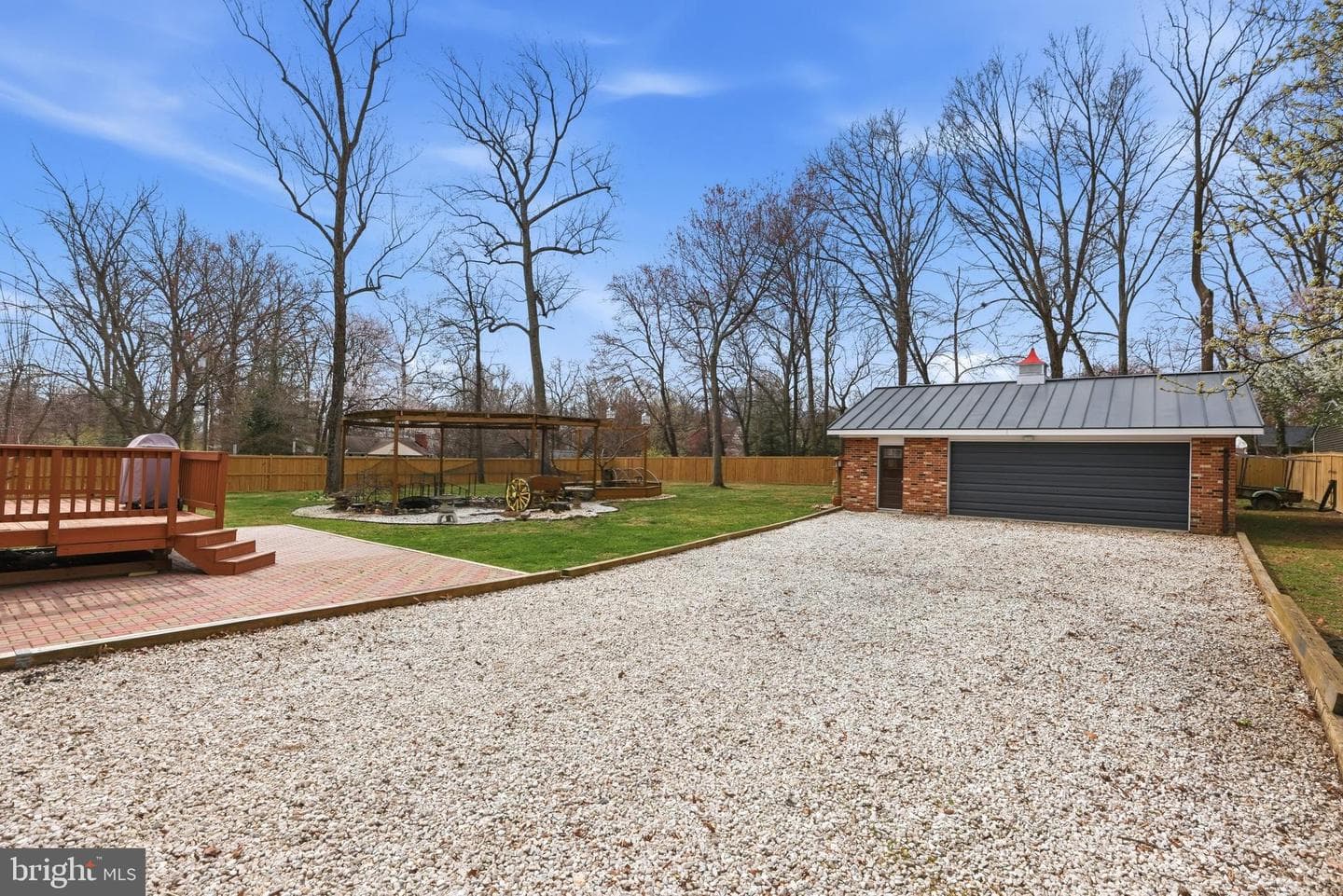 16100 Malcolm Drive photo 3