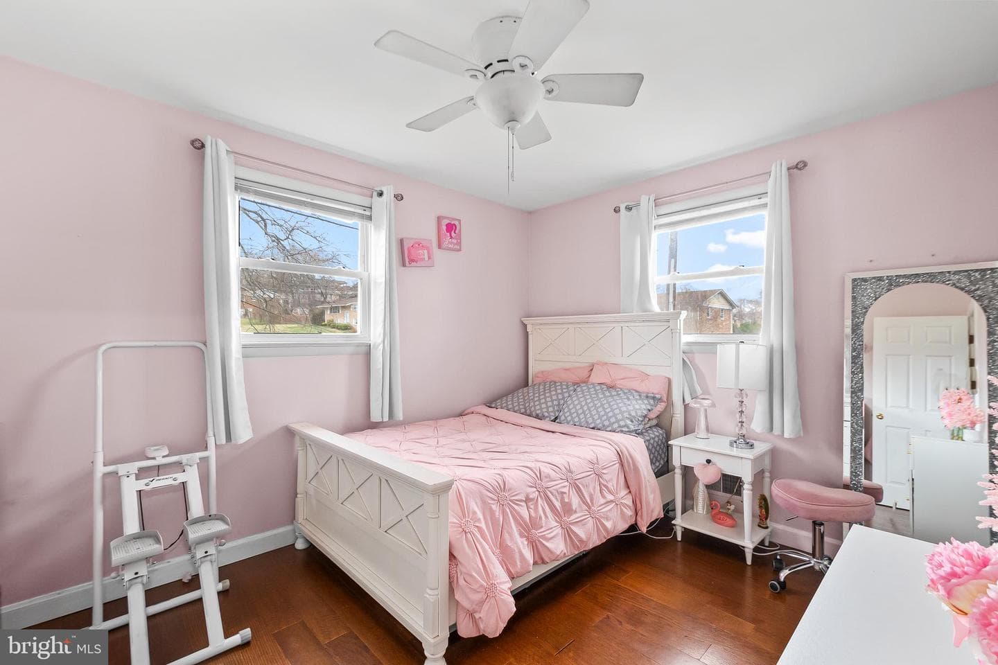 11411 Hermitt Street photo 18