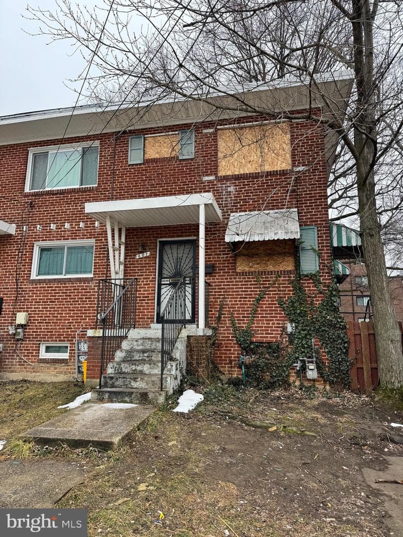 607 Hampton Drive