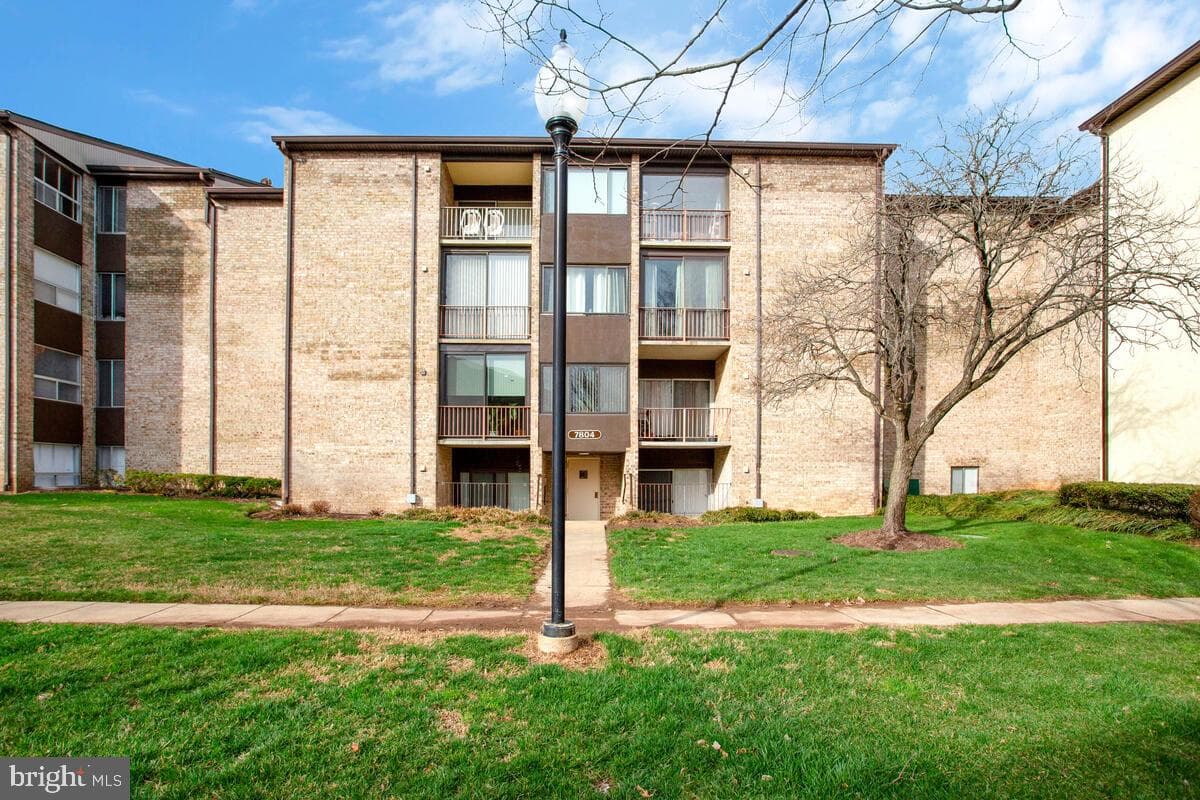 7804 Hanover Parkway #282 photo 20