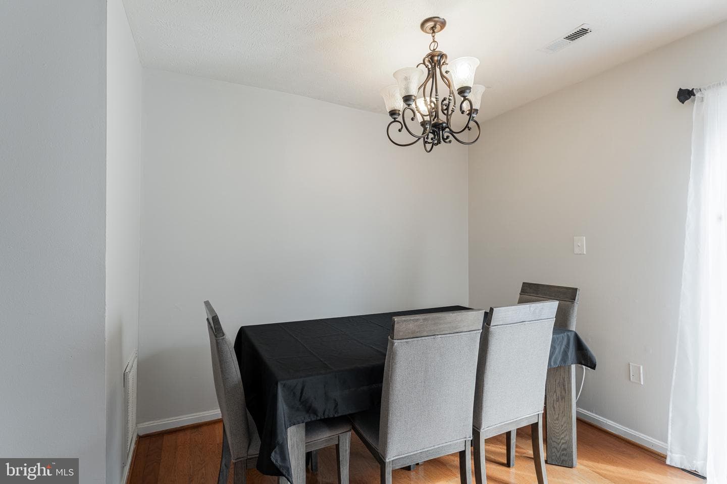 9093 Florin Way photo 6