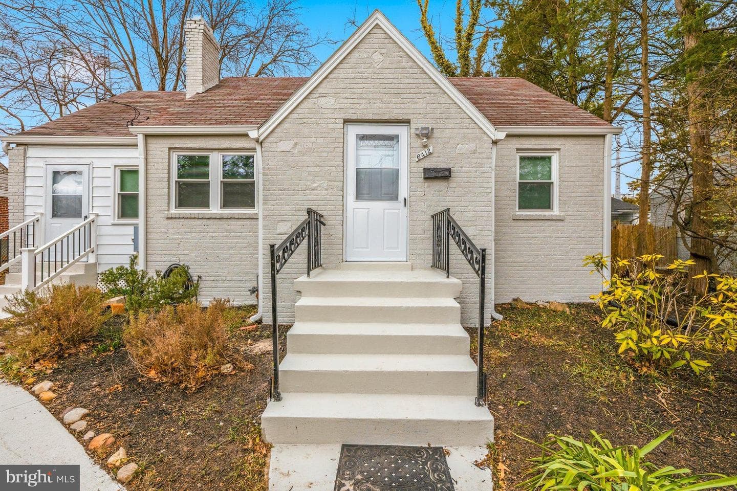 6412 Elliott Place