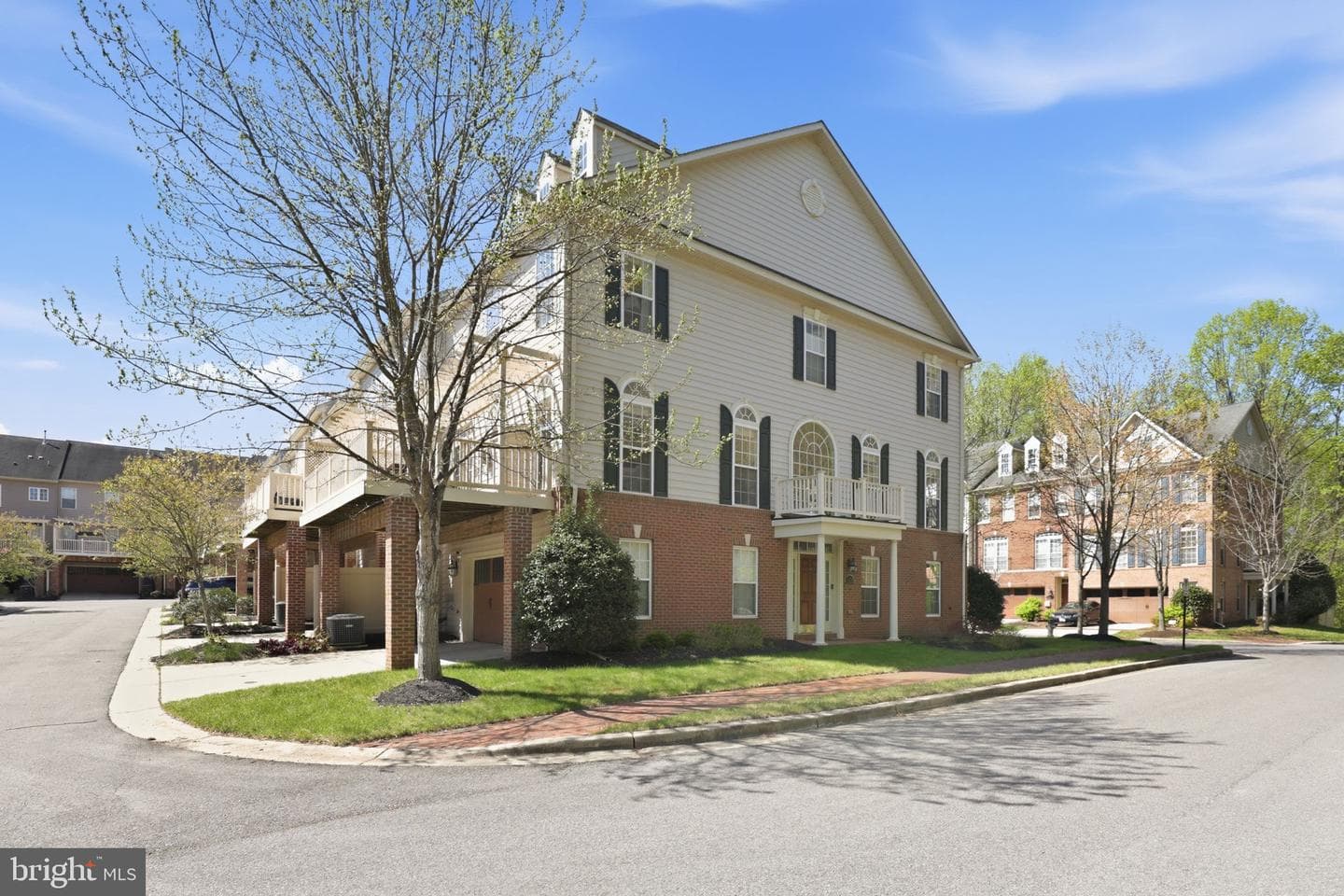 2200 Barnstable Drive photo 47