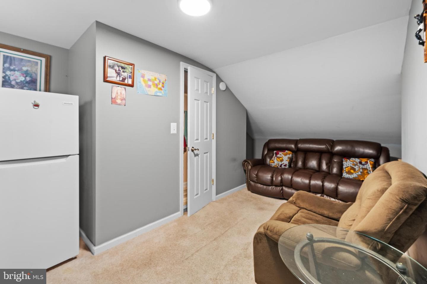 1709 Langley Way photo 14