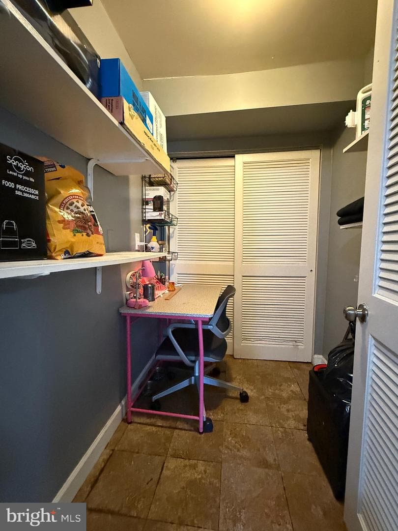 1709 Langley Way photo 25