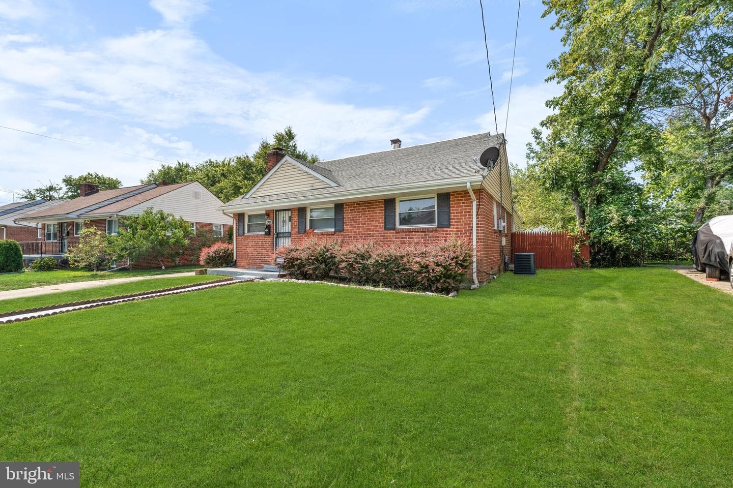 1709 Langley Way photo 31