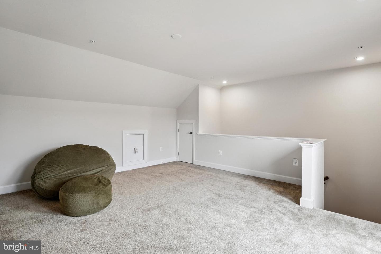 233 Albany Place photo 21