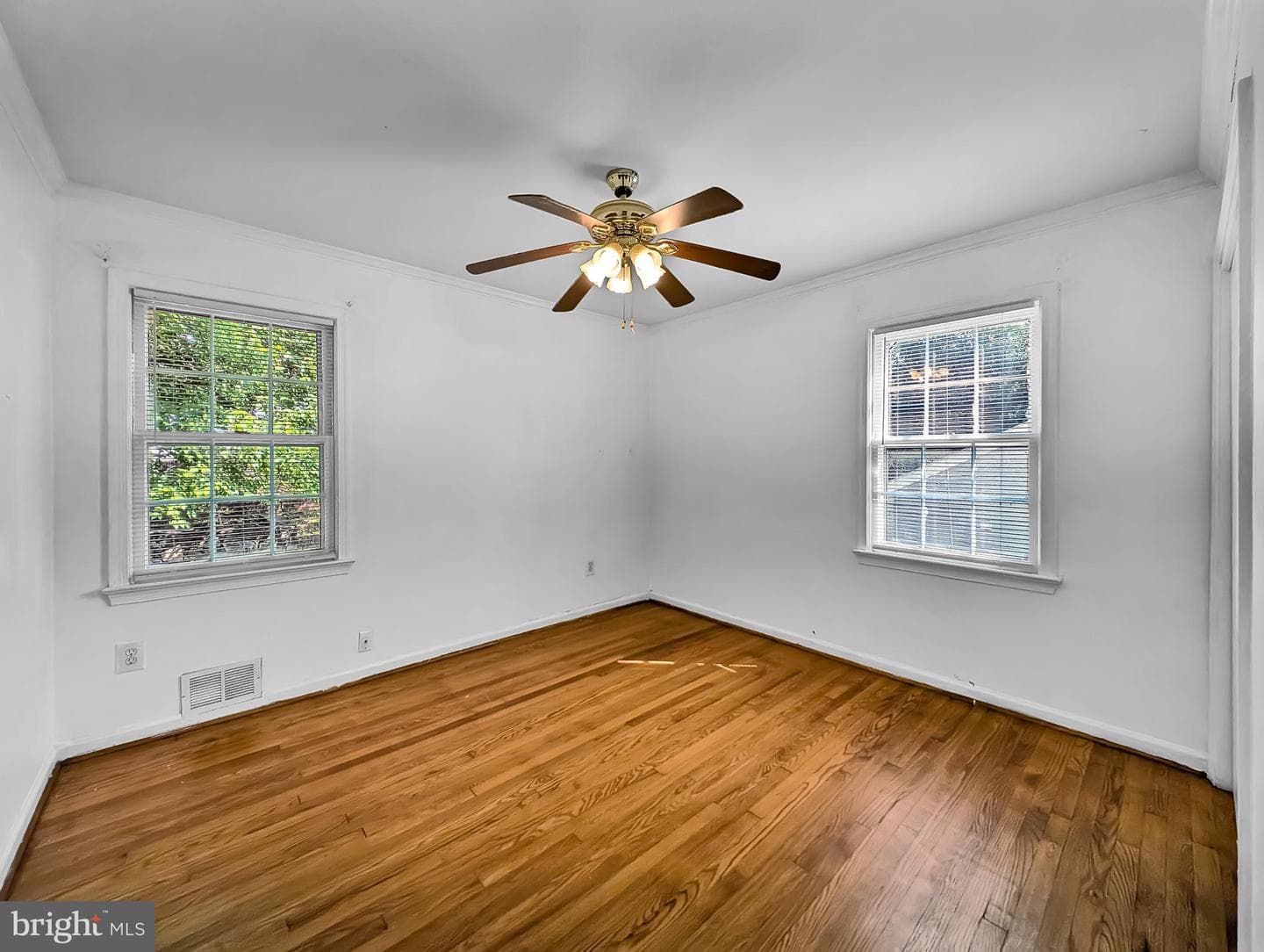 4807 55th Avenue photo 10
