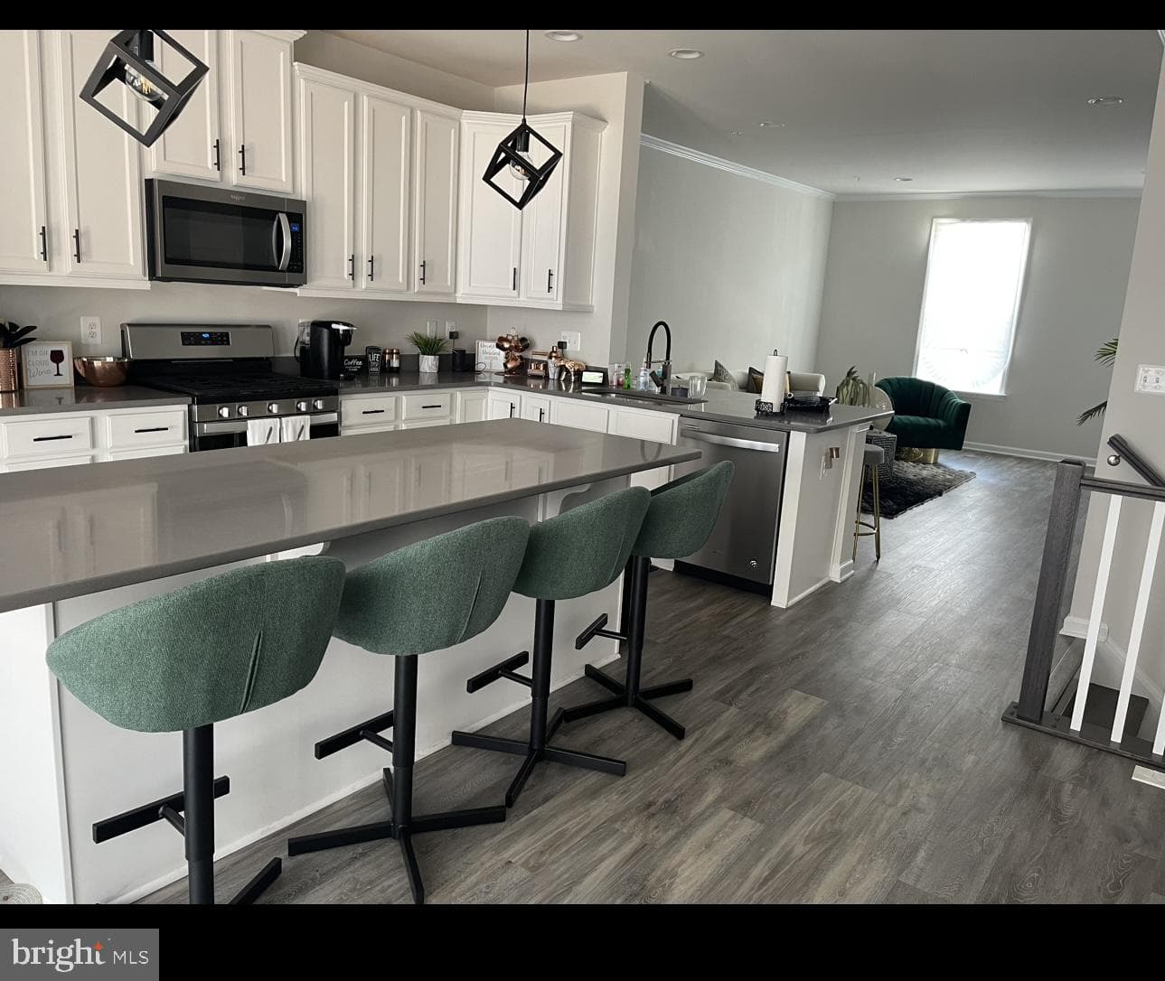 2645 Sierra Nevada Avenue photo 11