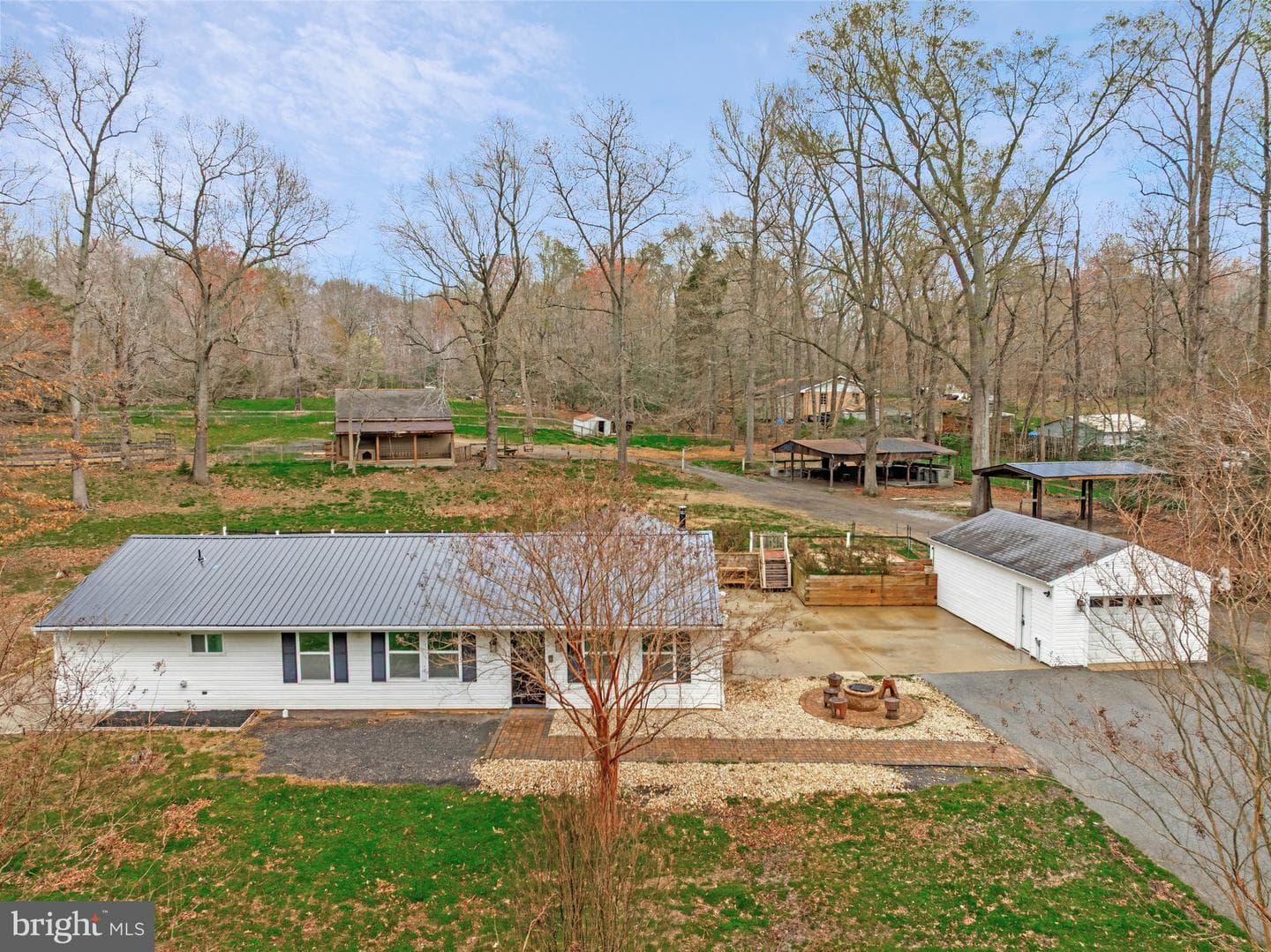 13804 Park Avenue photo 2