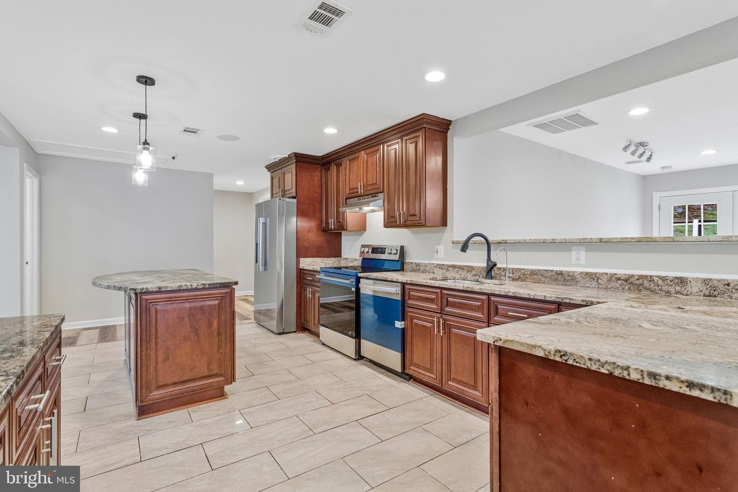 13804 Park Avenue photo 39