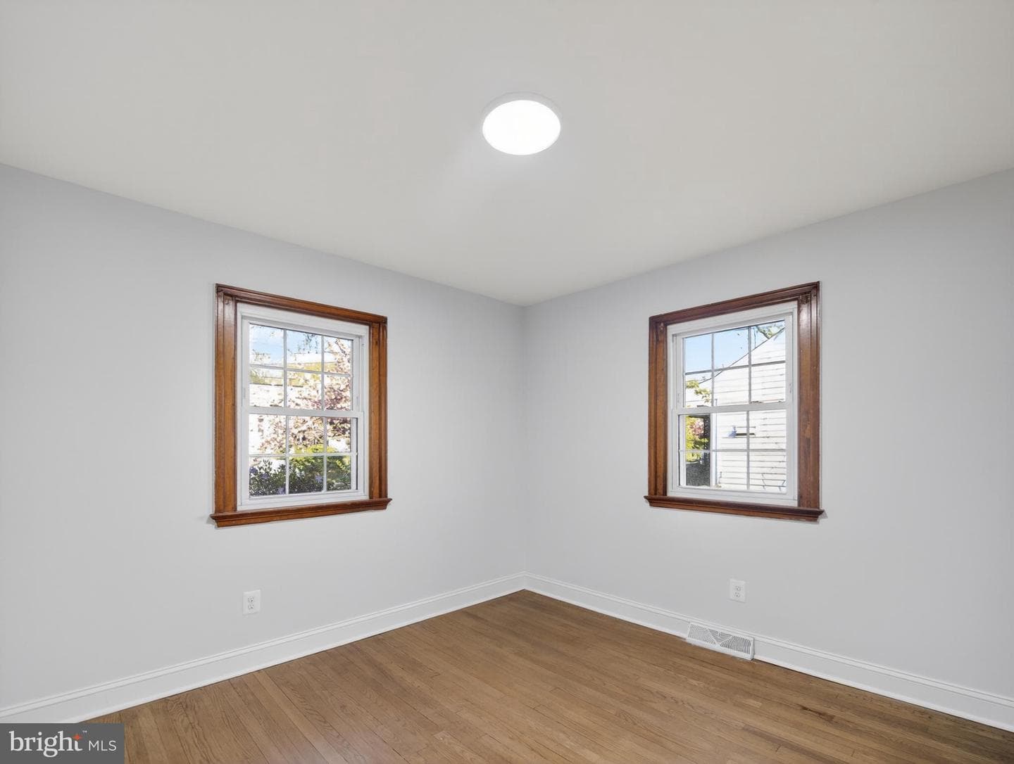 5604 29th Avenue photo 29