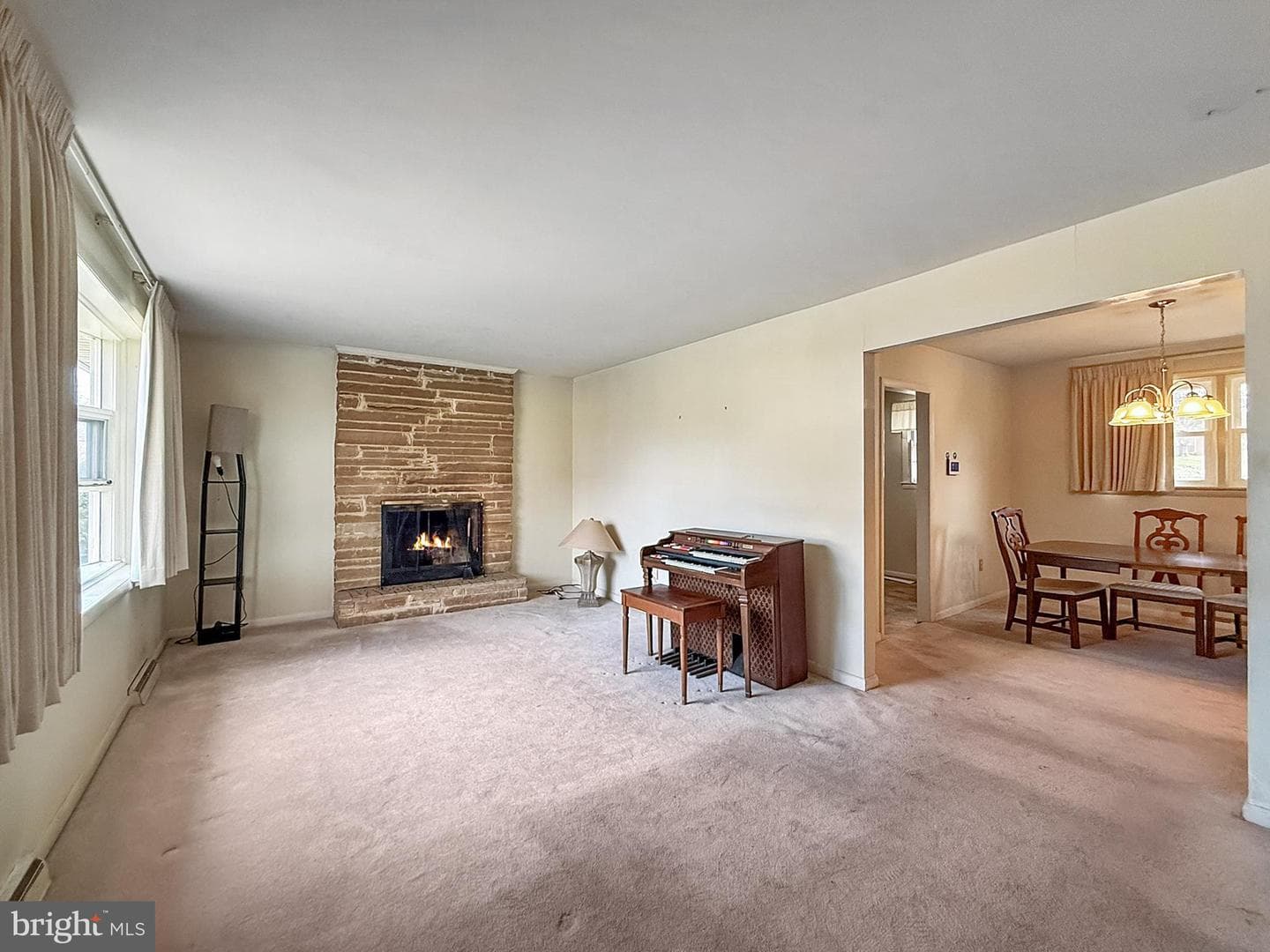 6404 Summerhill Road photo 2