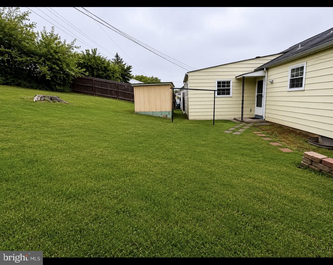 1019 Marton Street photo 27