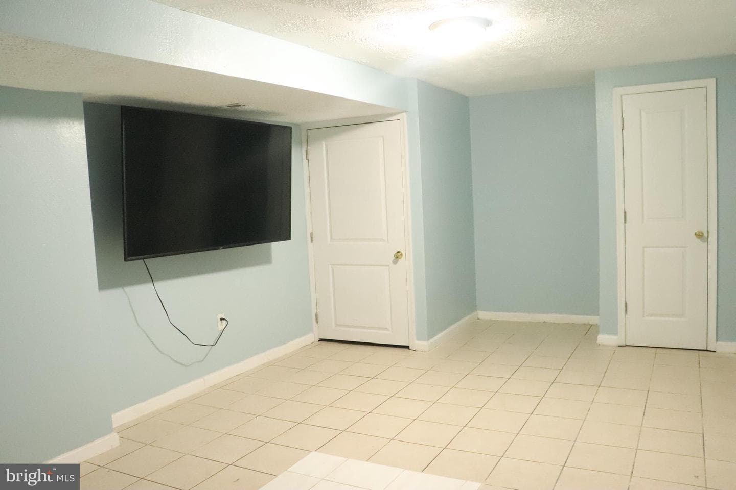 3135 Pyles Drive photo 16