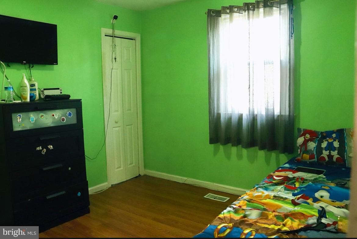 3135 Pyles Drive photo 7