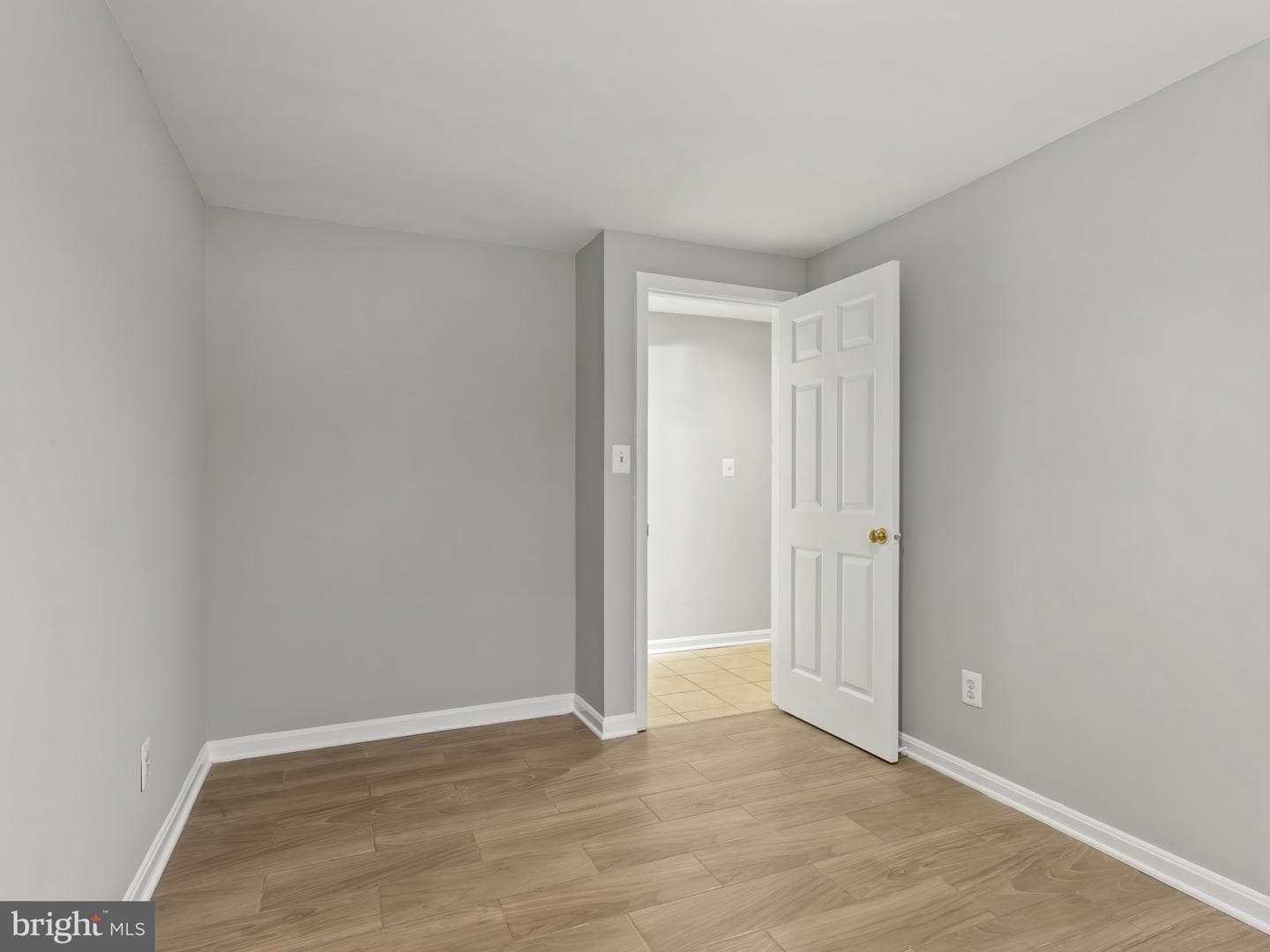 9423 Rosmarin Way photo 12
