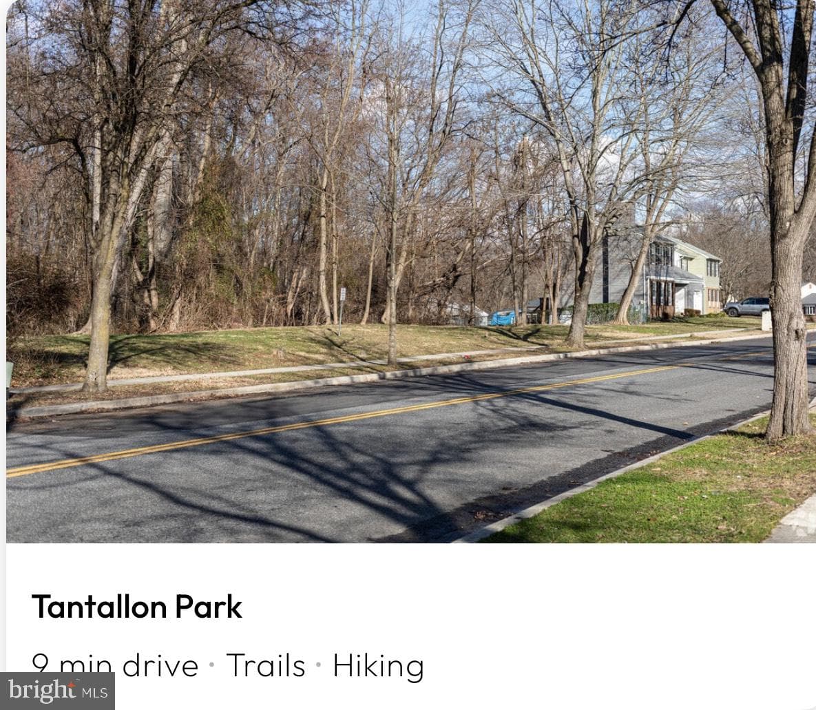 701 Farmington Road W photo 17