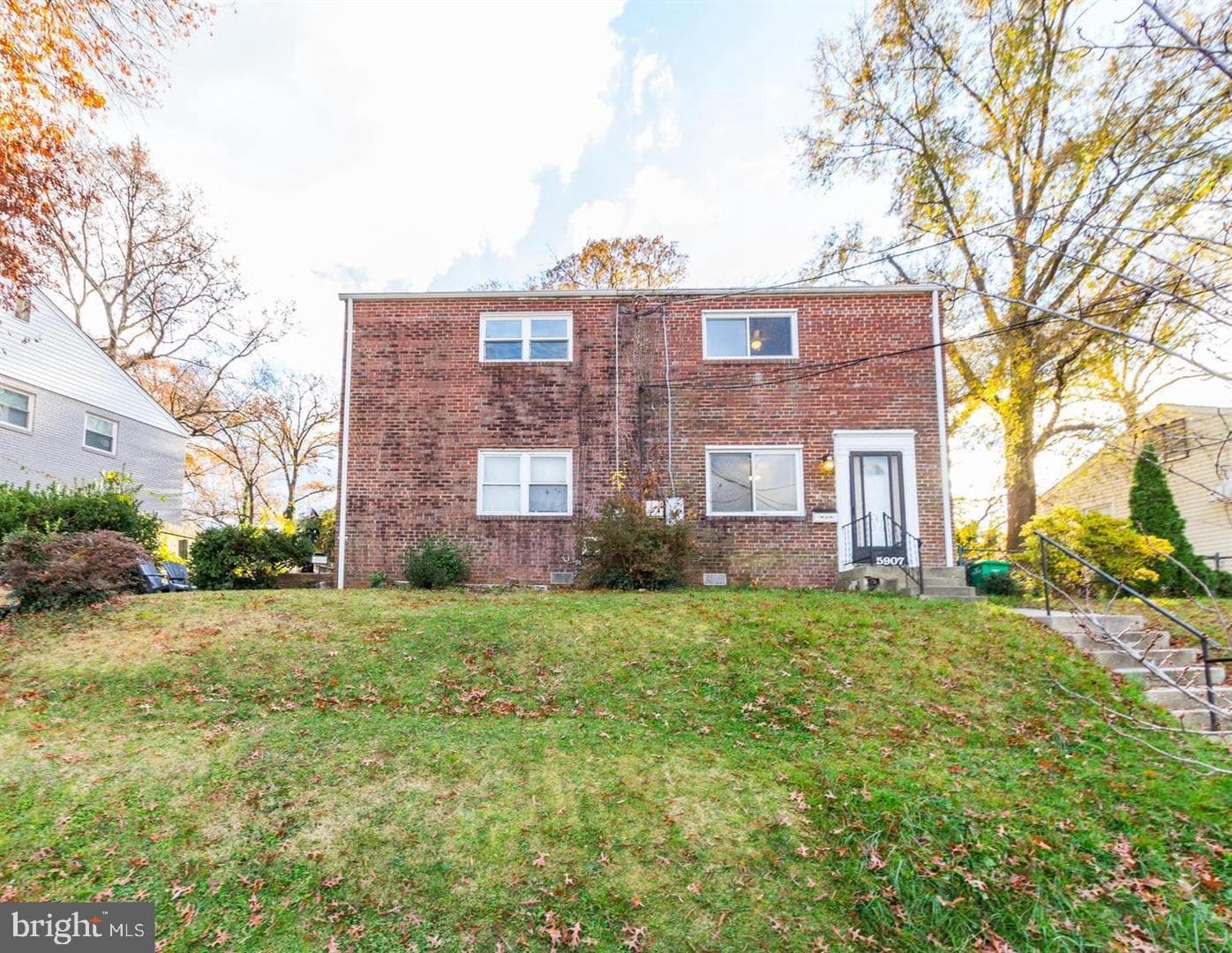5907 Longfellow Street photo 16