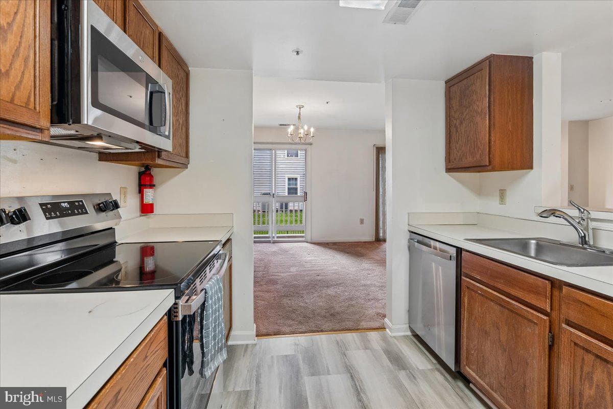 7906 Bayshore Drive #21 photo 13