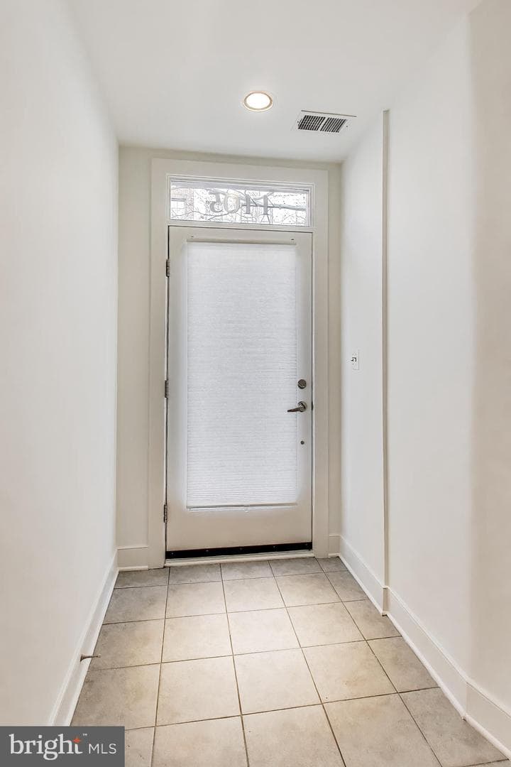 4405 Longfellow Street photo 4