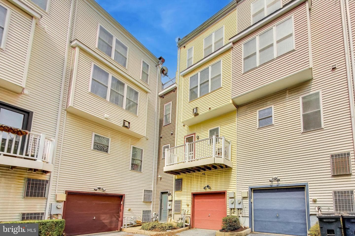4405 Longfellow Street photo 44