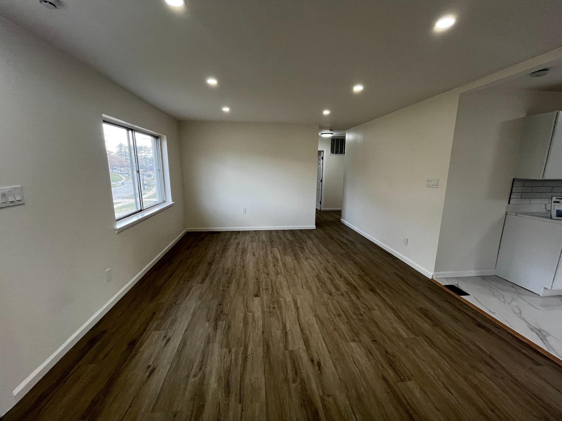 4105 Norcross photo 3