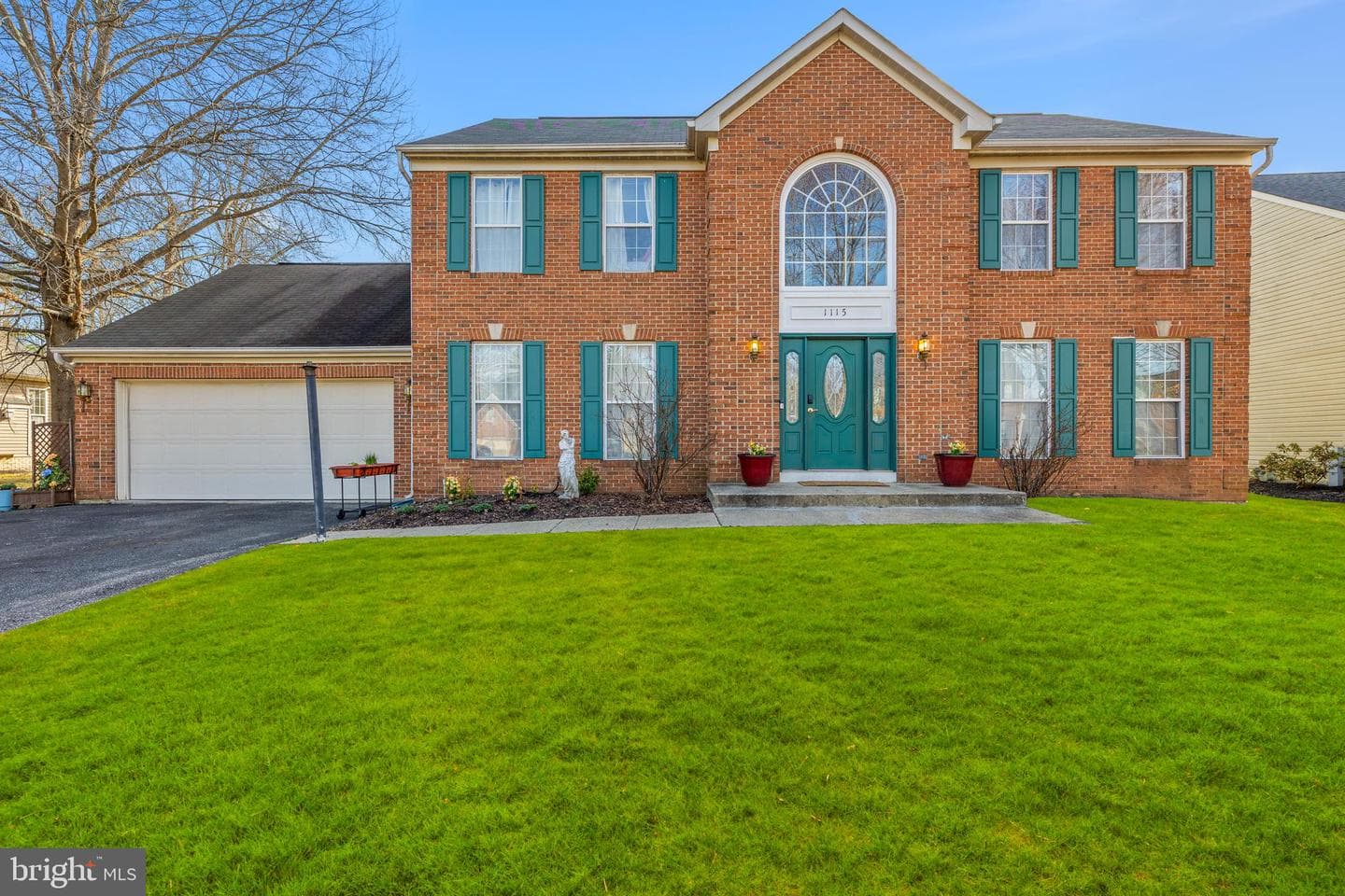 1115 Danbury Drive
