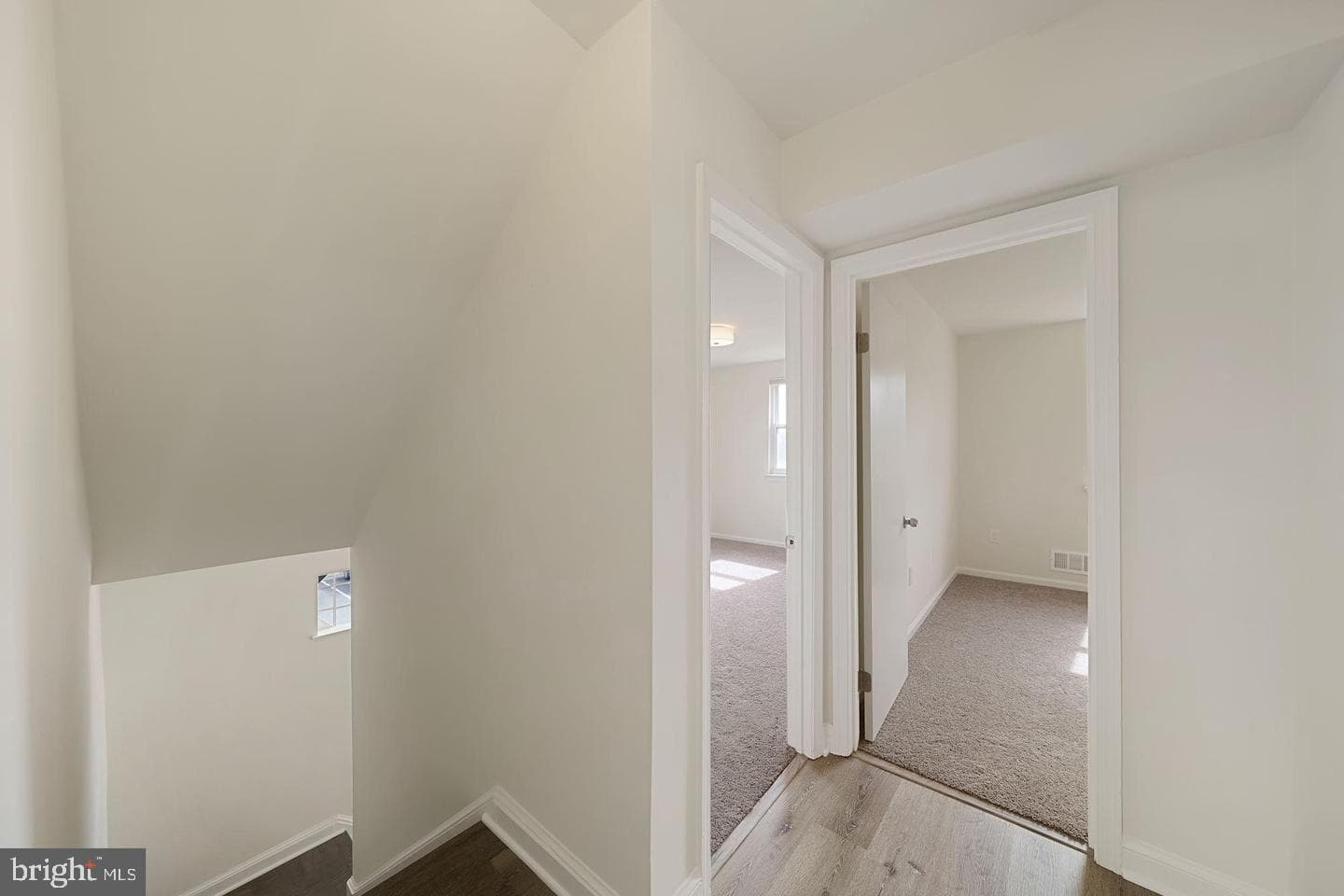 1871 Addison Road S photo 12