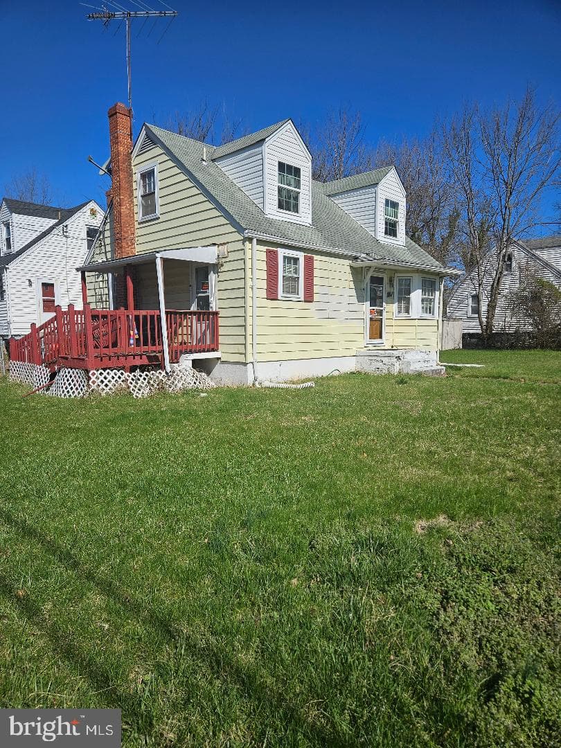 629 Larchmont Avenue photo 2