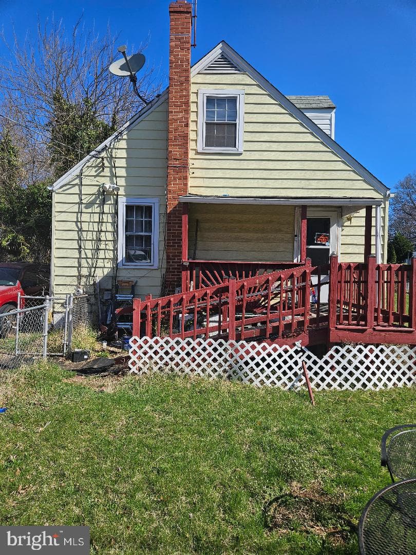 629 Larchmont Avenue photo 24