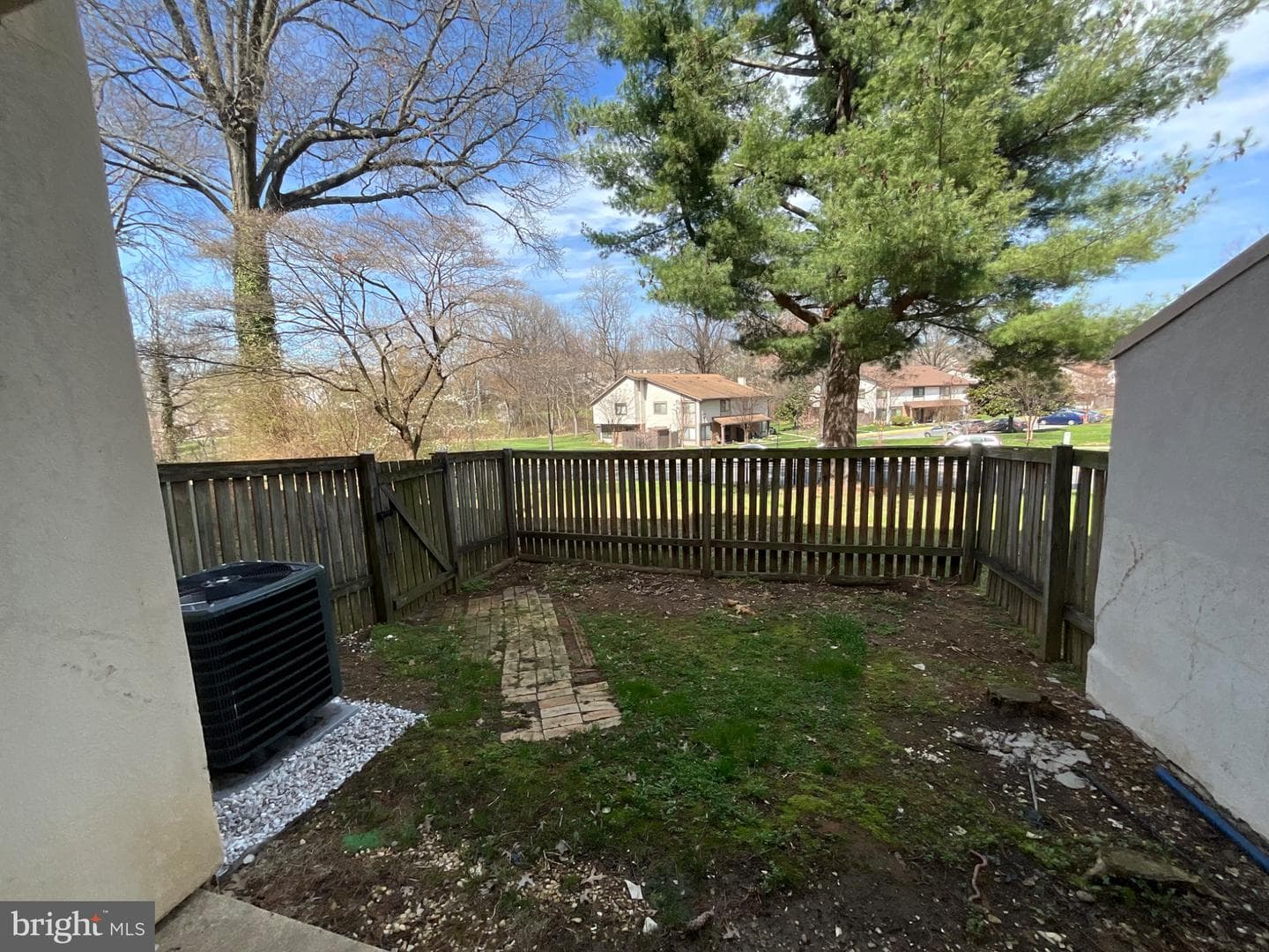 10117 Prince Place #102-2b photo 16