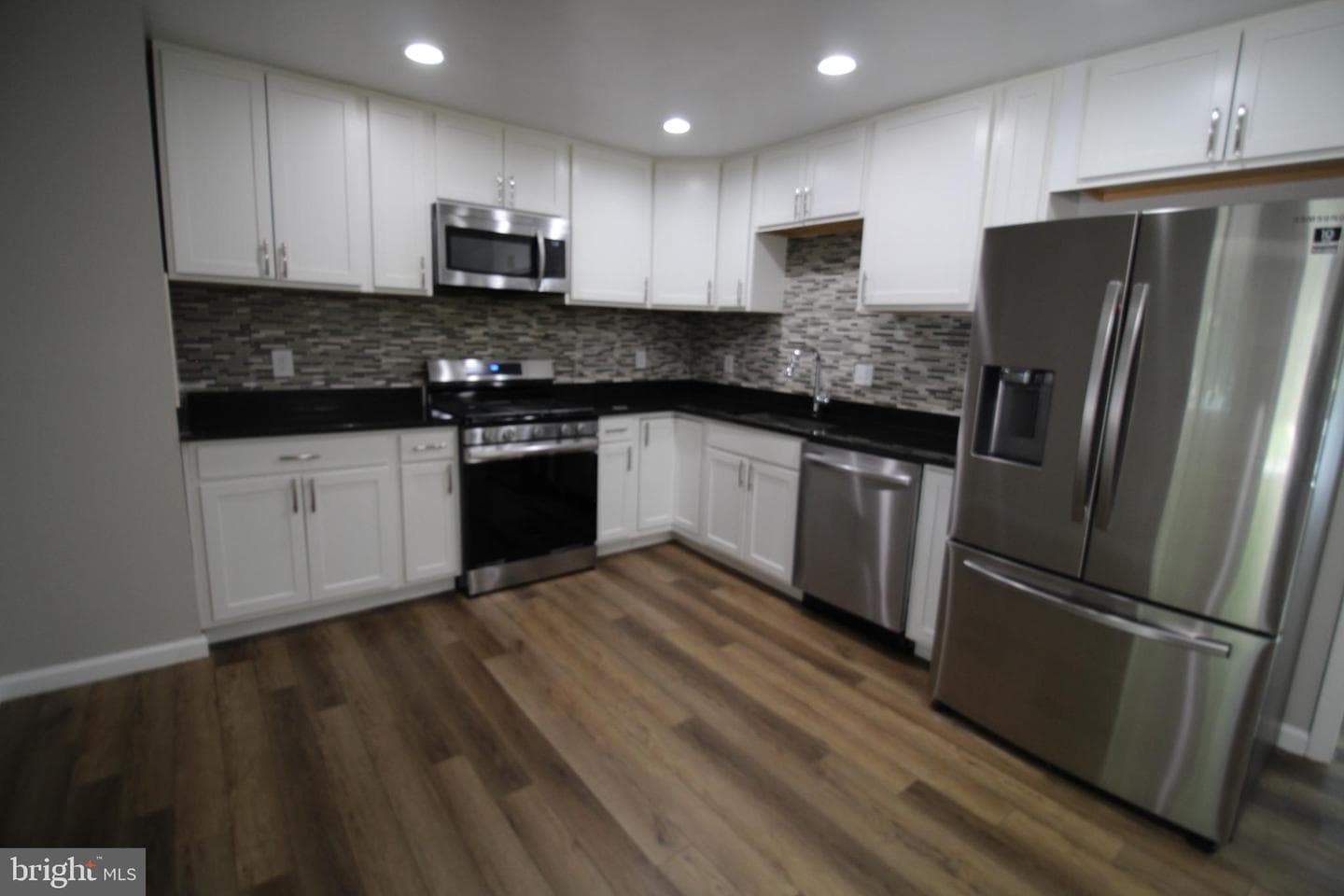9003 Anna Drive photo 16